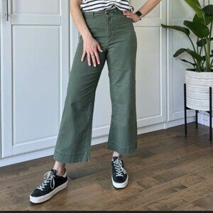 Old Navy High Rise Wide Leg Cropped Pant